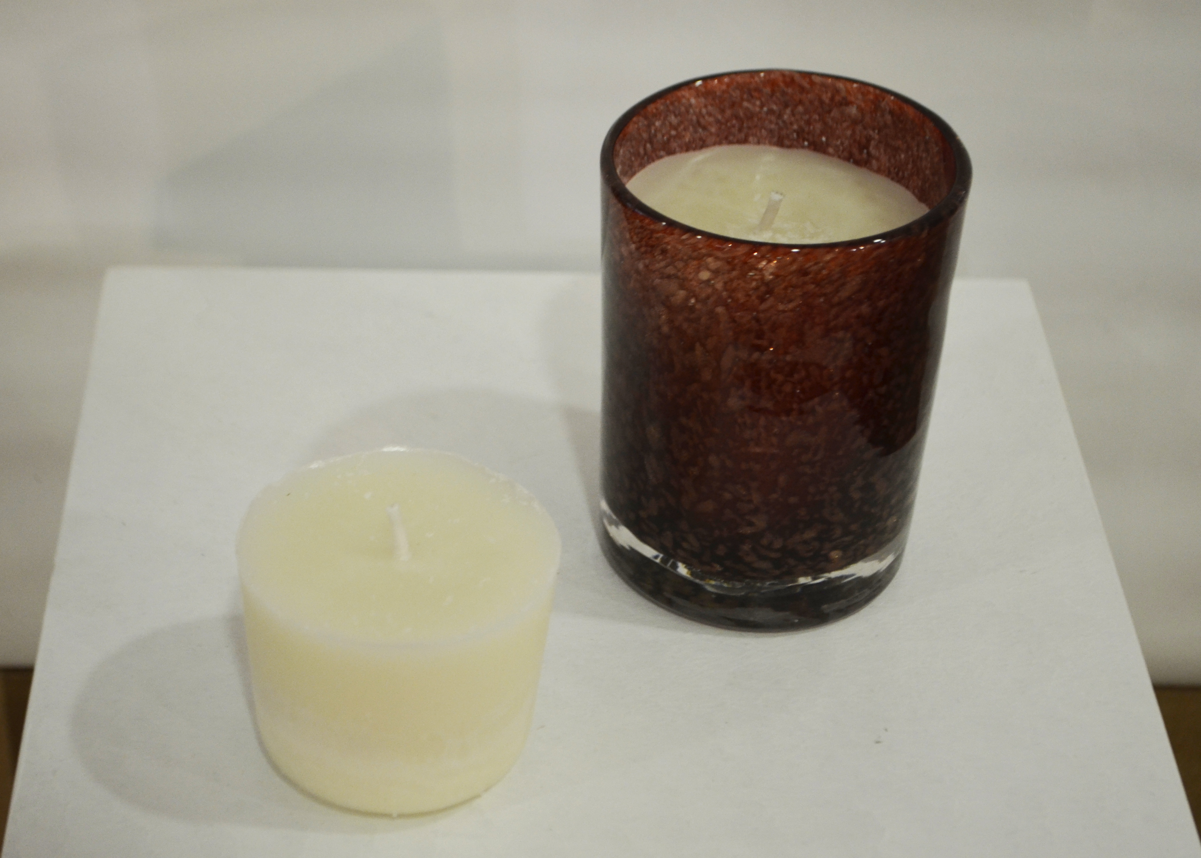 Bougie parfumée de Grasse en verre bullé de Biot